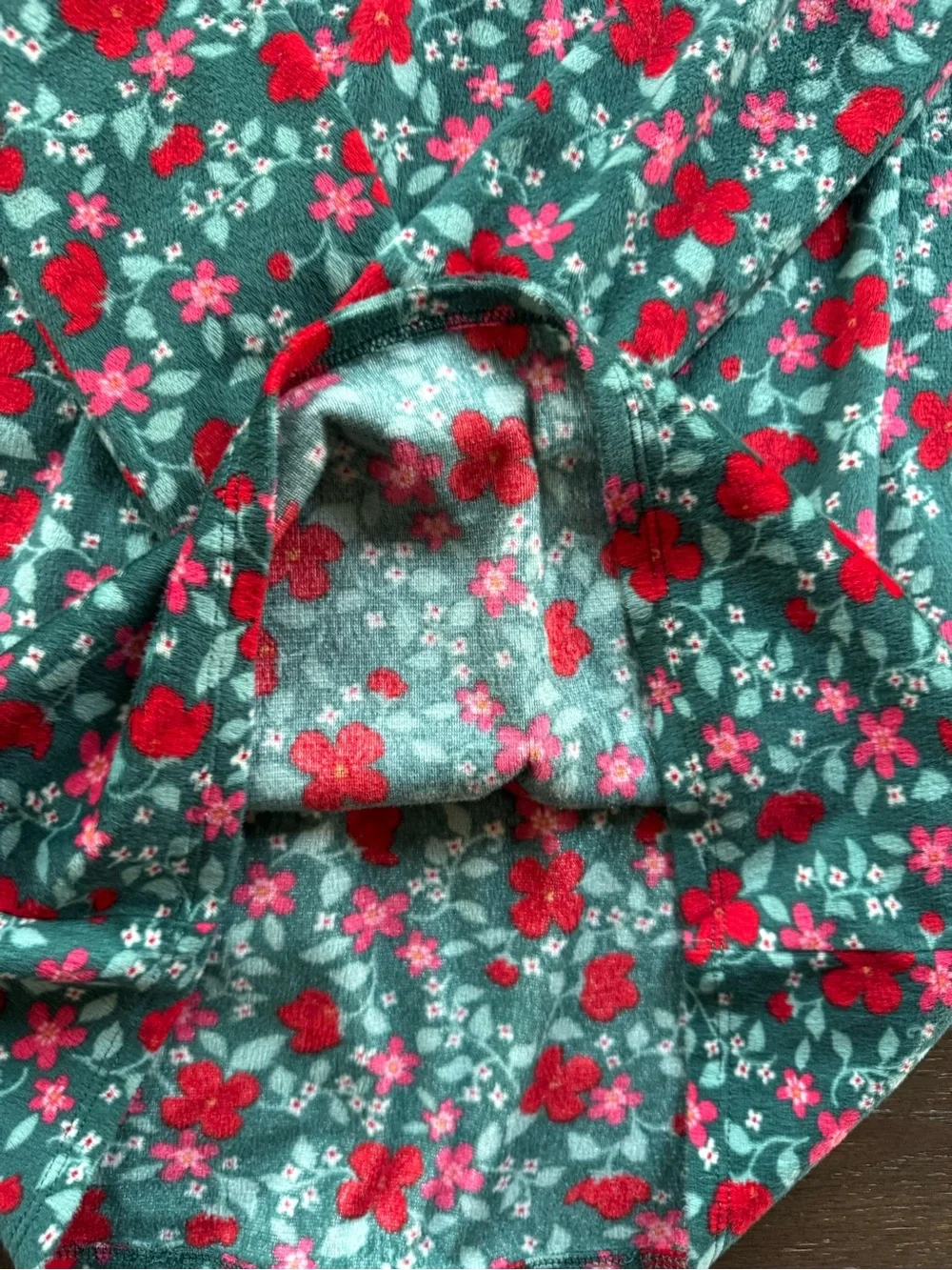 2 Cat & Jack Girl Long Sleeve Holiday Pajama Gowns Red Plaid & Green Floral Sz8